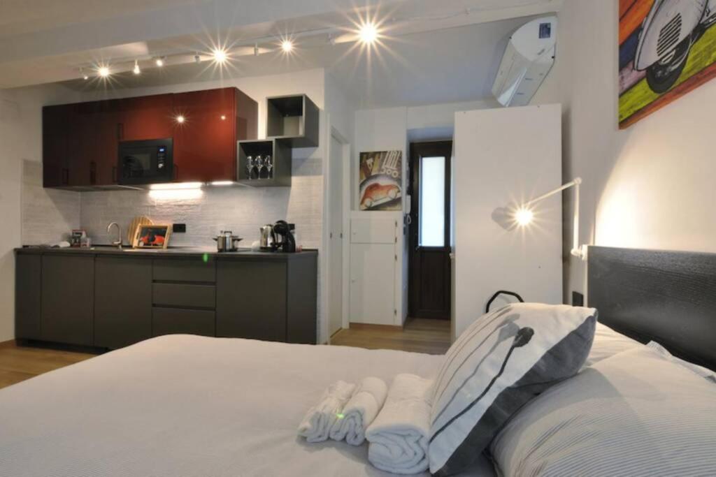 Special 10 - Comfort And Style In The Heart Of Historic Turin Center Exterior foto